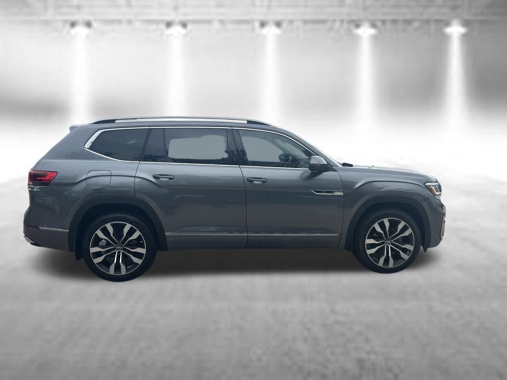 Certified 2022 Volkswagen Atlas SEL Premium AWD/4WD image 6