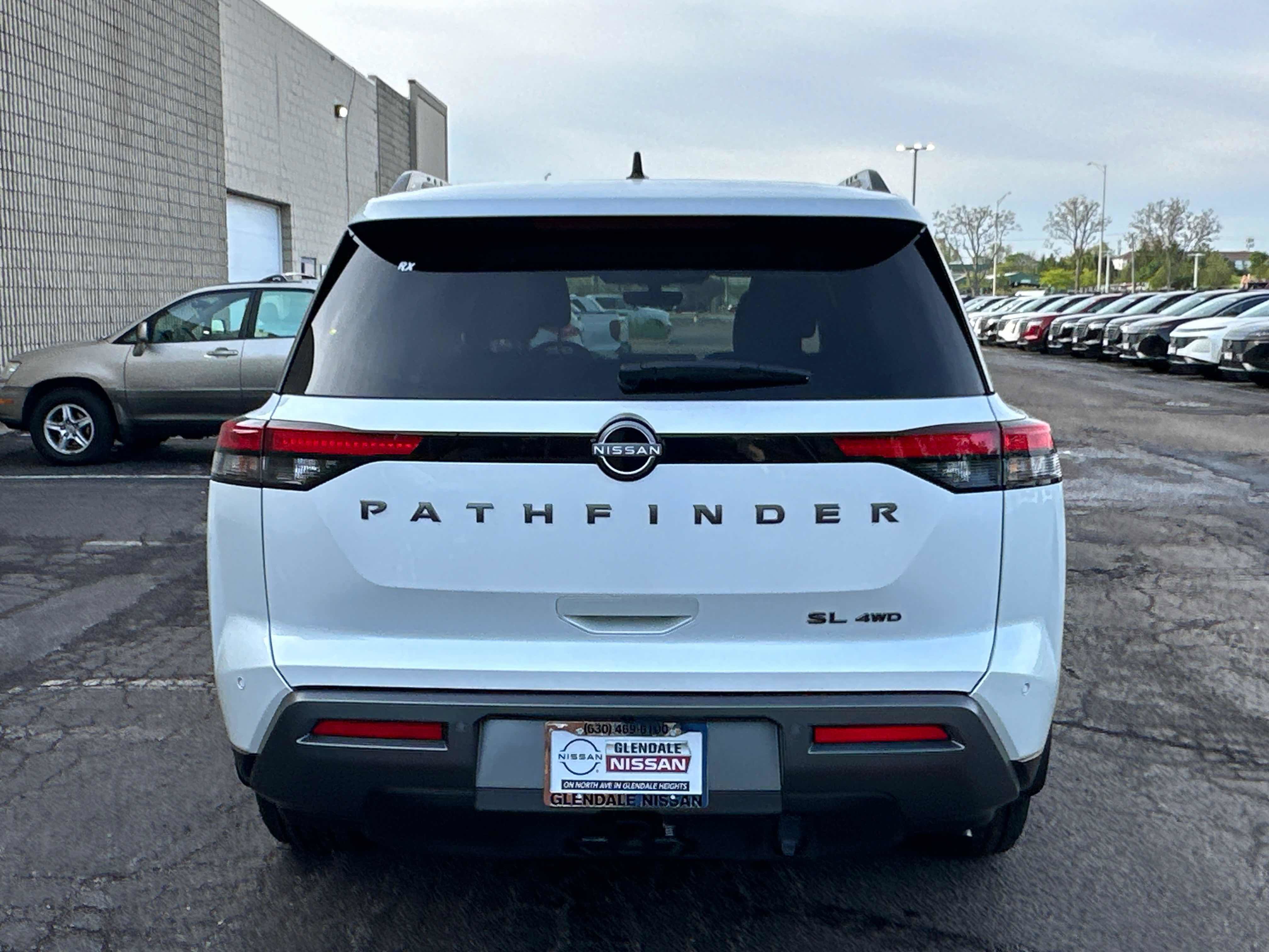 New 2026 Nissan Pathfinder SL AWD/4WD image 5