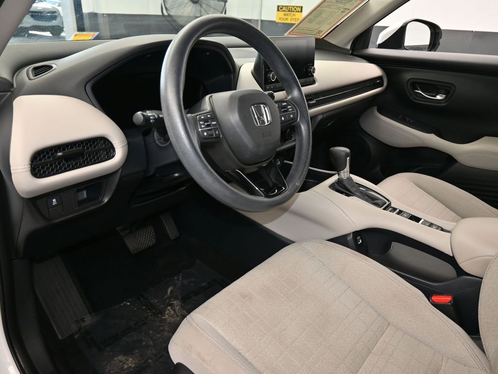 Used 2023 Honda HR-V LX image 12