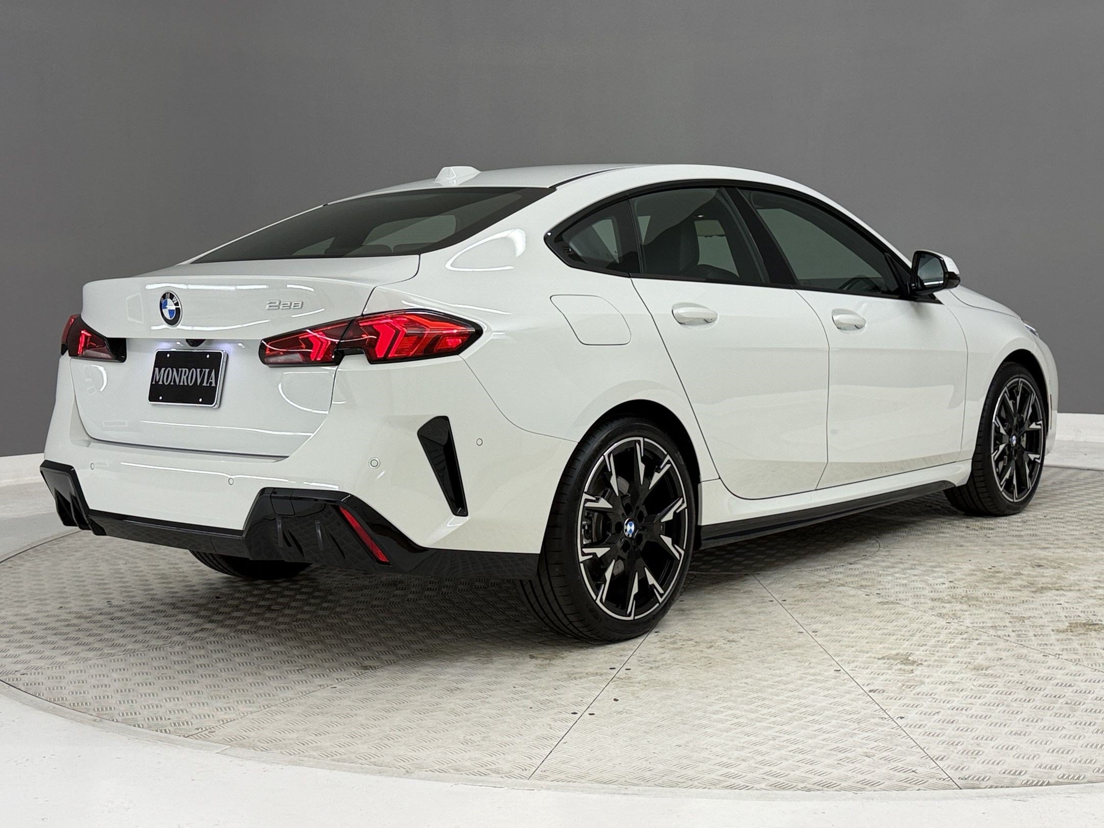 Used 2026 BMW 228i w/ Technology Package FWD image 9