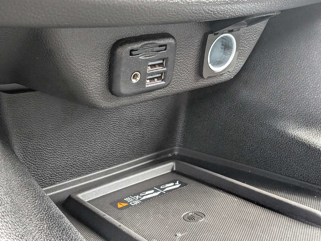 Certified 2021 Chevrolet Traverse Premier FWD image 21