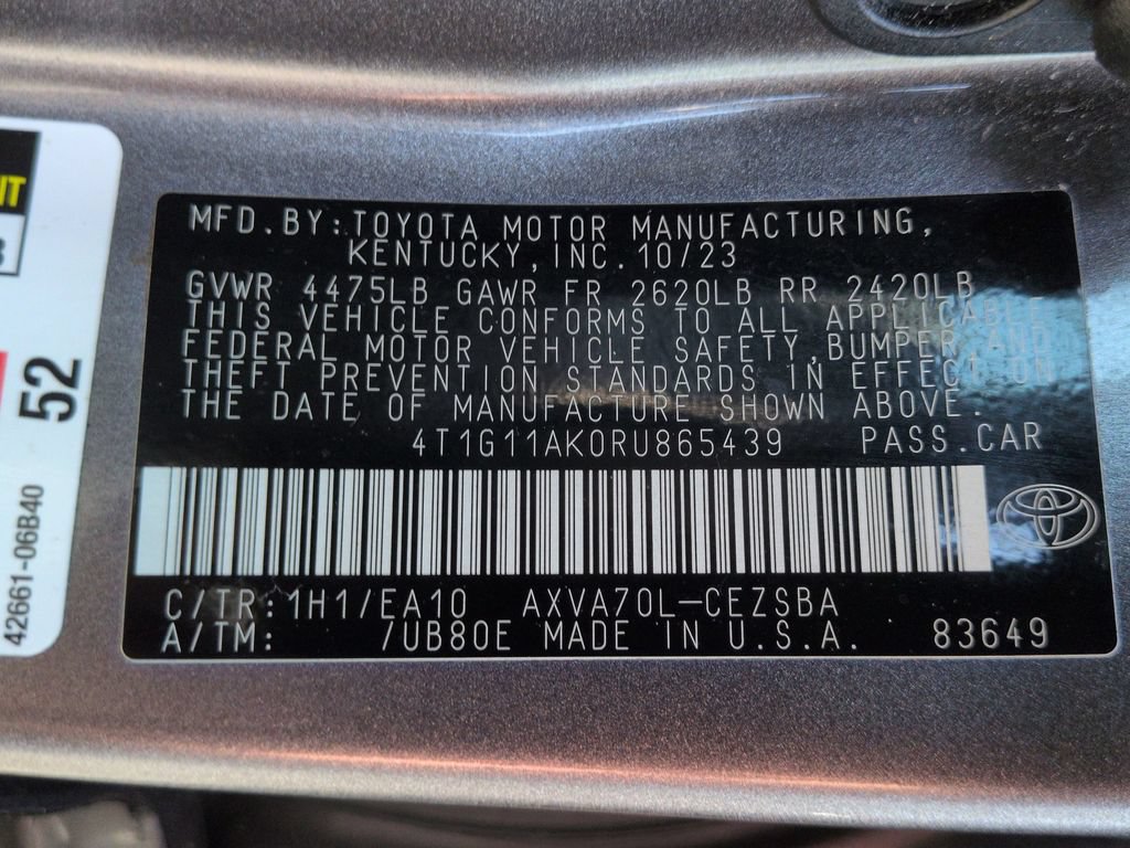 Used 2024 Toyota Camry SE FWD image 30