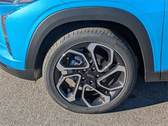 New 2026 Chevrolet Trax RS w/ Sunroof Package image 8