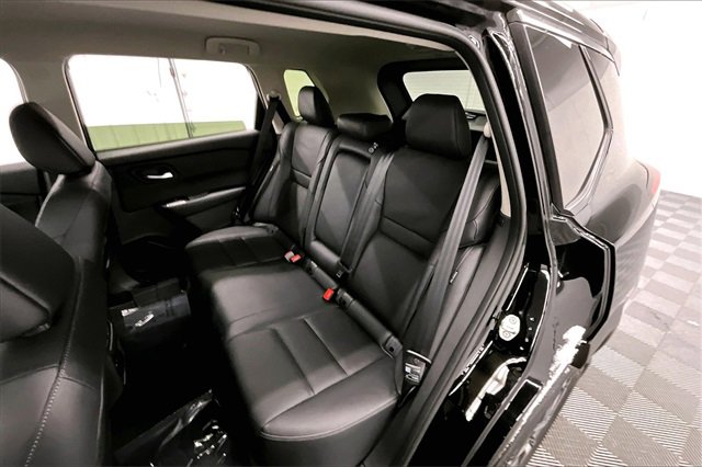 New 2025 Nissan Rogue SL image 10