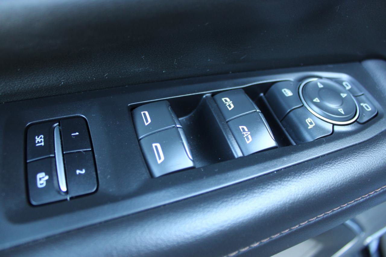 Used 2021 Chevrolet Tahoe High Country w/ Premium Package image 18