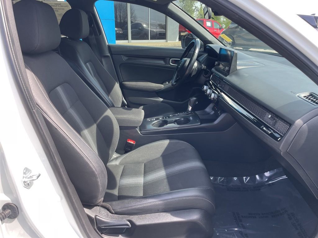 Used 2023 Honda Civic Sport image 25
