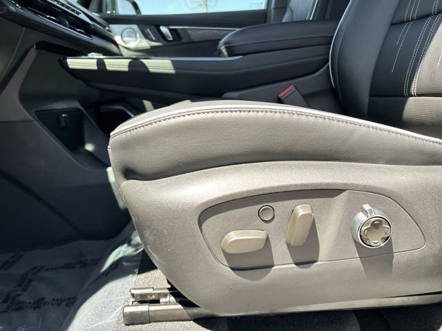 New 2026 Buick Enclave Avenir w/ Super Cruise Package AWD/4WD image 31