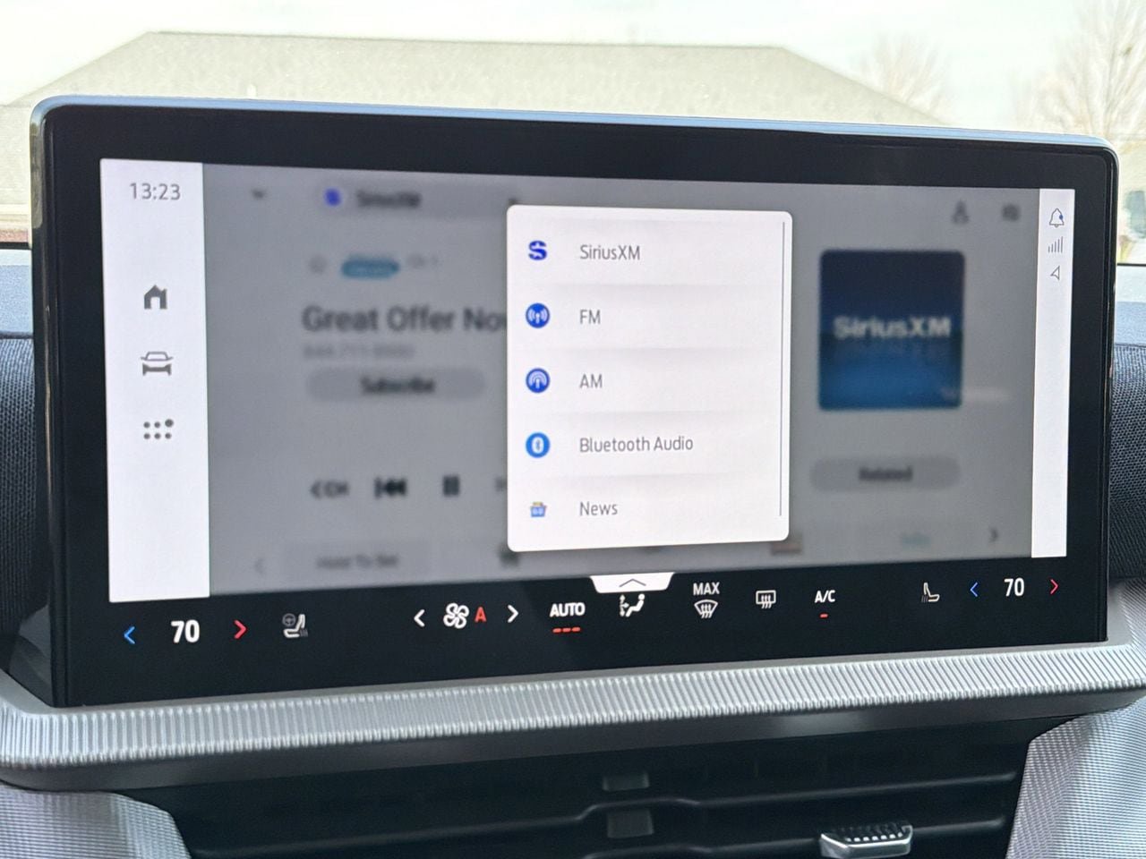 New 2026 Ford Explorer Active w/ Active Comfort Package image 7