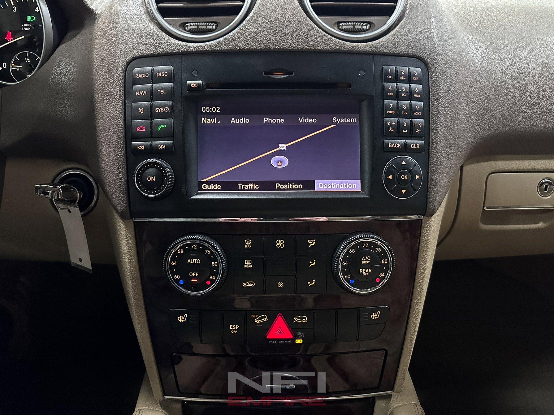 Used 2011 Mercedes-Benz ML 350 4MATIC image 27