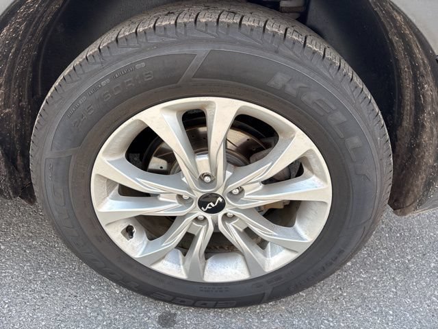 Used 2022 Kia Telluride LX AWD/4WD image 19