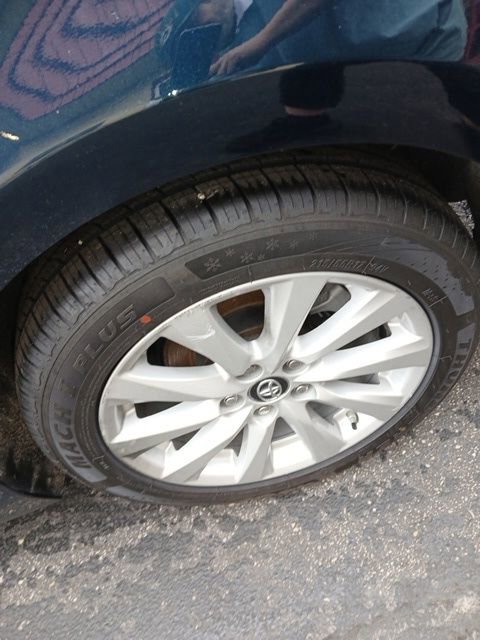 Used 2018 Toyota Camry LE FWD image 8