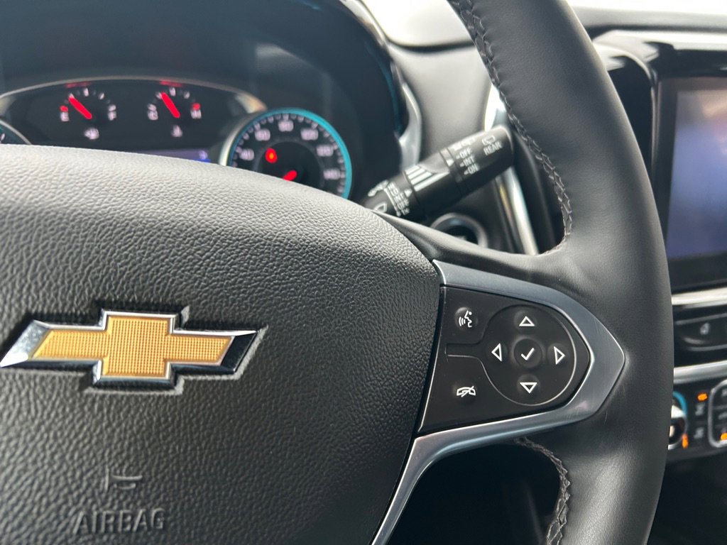 Used 2023 Chevrolet Traverse LT image 43