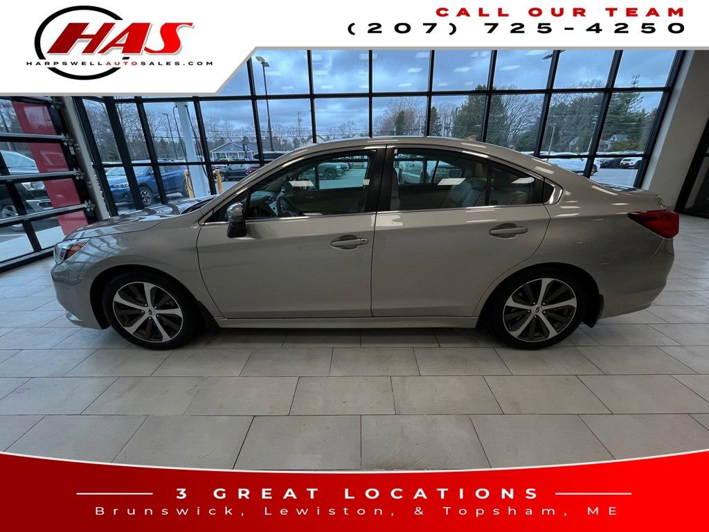 Used 2017 Subaru Legacy 3.6R Limited AWD/4WD image 2