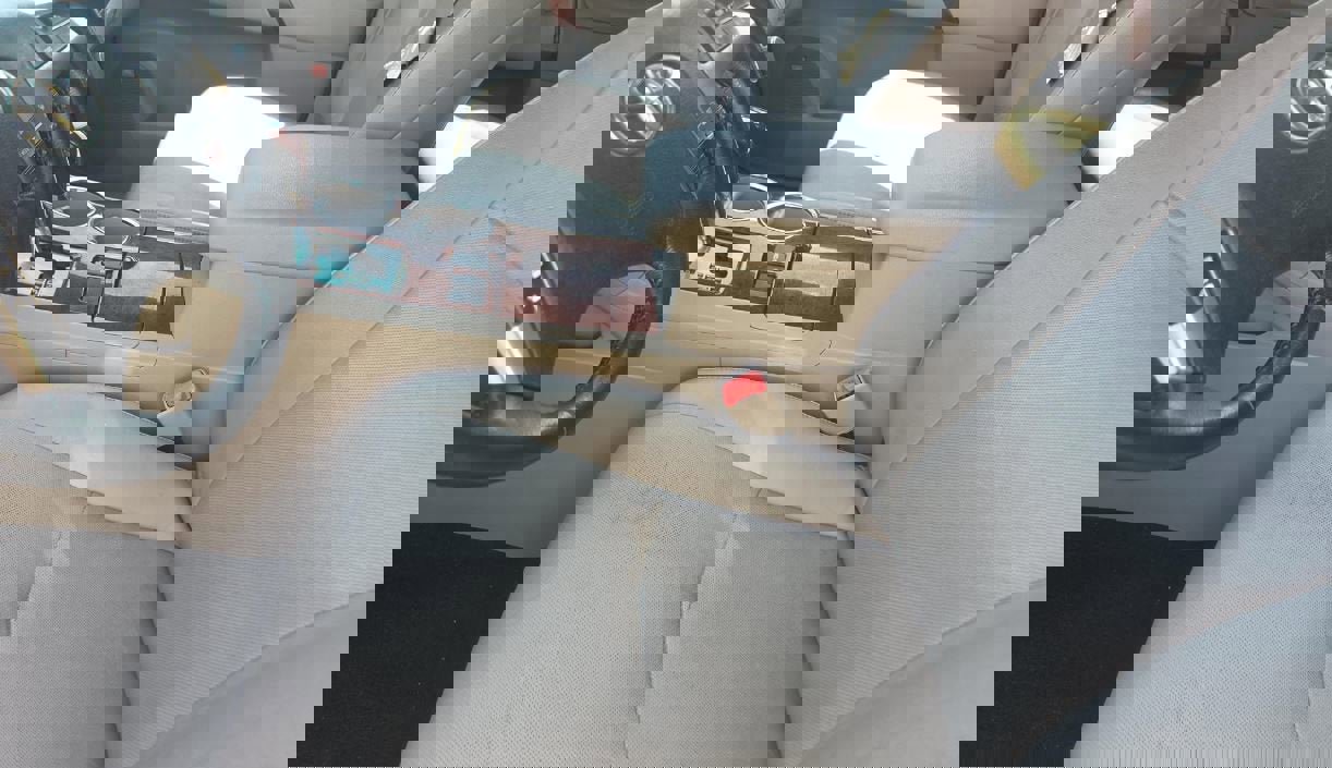 Used 2011 Toyota Highlander Limited w/ Tow Pkg image 7