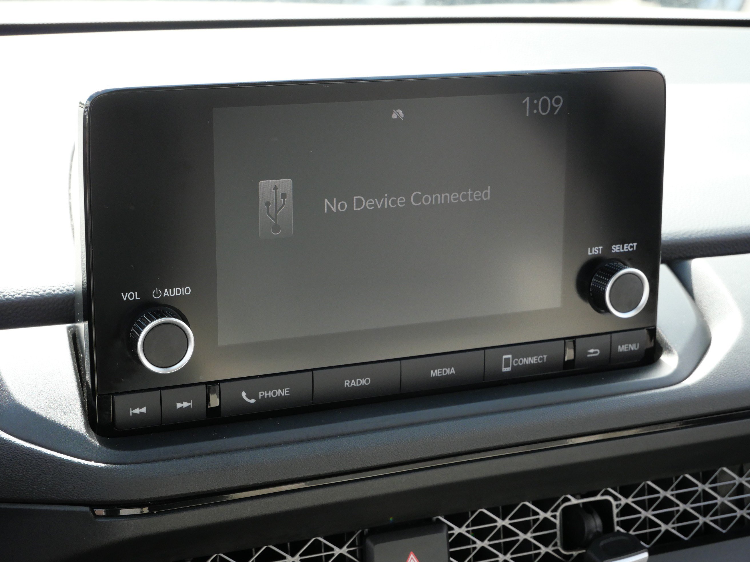 Certified 2023 Honda Accord EX image 22