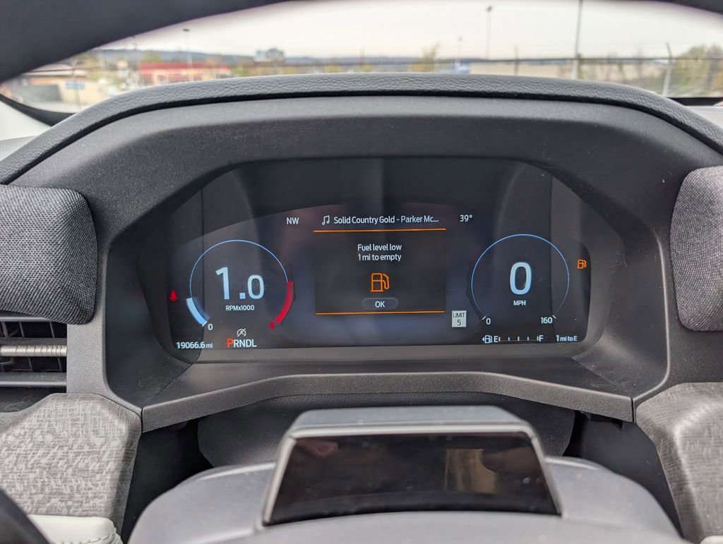 Used 2025 Ford Explorer Platinum w/ Ultimate Package image 19