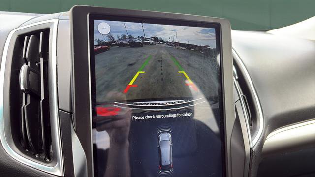 Used 2024 Ford Edge Titanium image 21