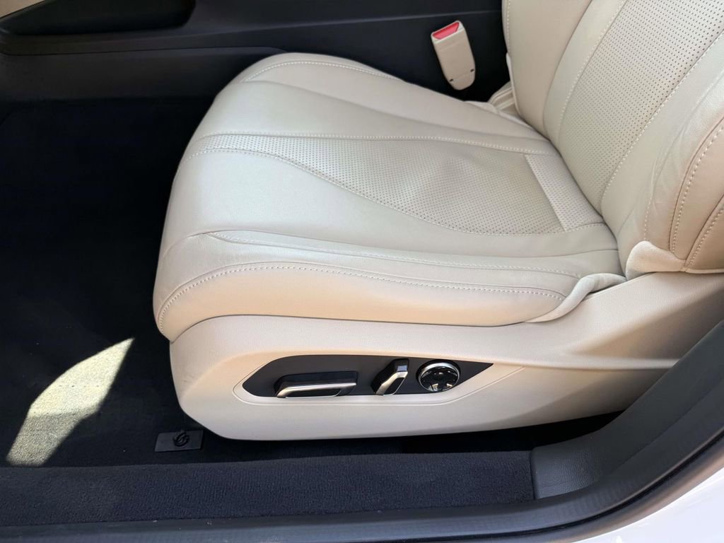 Certified 2025 Acura TLX w/ Technology Package image 12