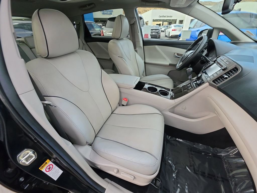 Used 2015 Toyota Venza XLE w/ XLE Premium Package FWD image 29