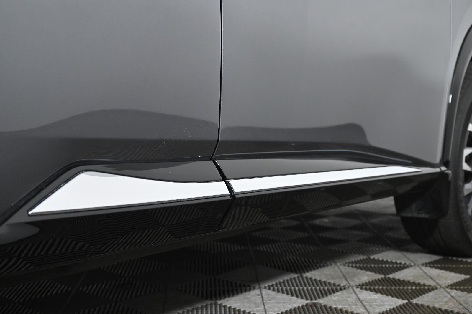 Used 2024 Nissan Rogue Platinum image 10