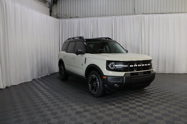 New 2025 Ford Bronco Sport Outer Banks w/ Outer Banks Tech Package+ image 31