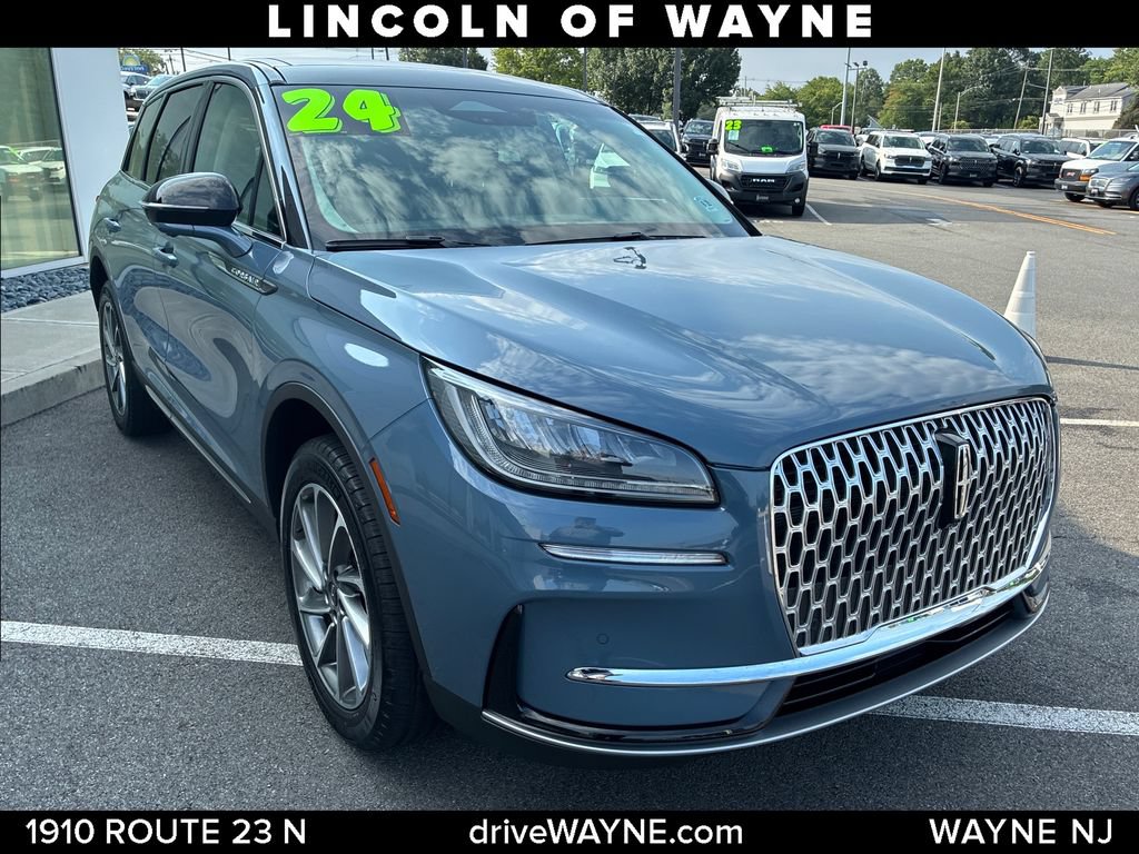 Certified 2024 Lincoln Corsair AWD w/ Equipment Group 101A image 10
