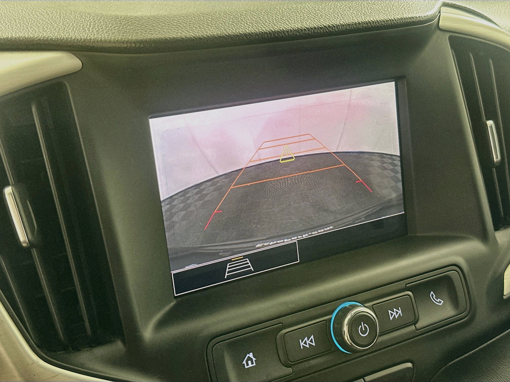 Used 2022 GMC Terrain SLE FWD image 22