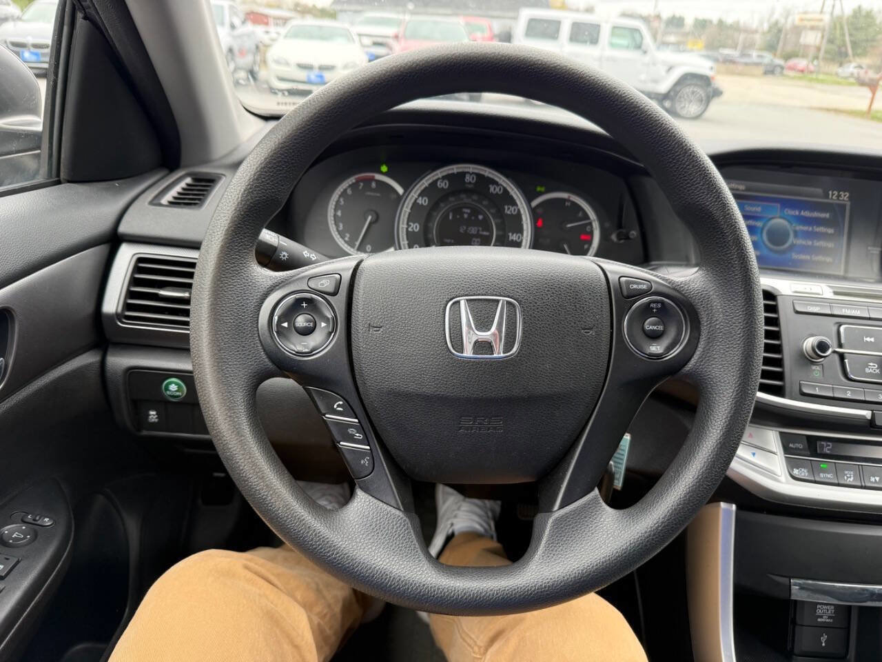 Used 2013 Honda Accord LX image 19