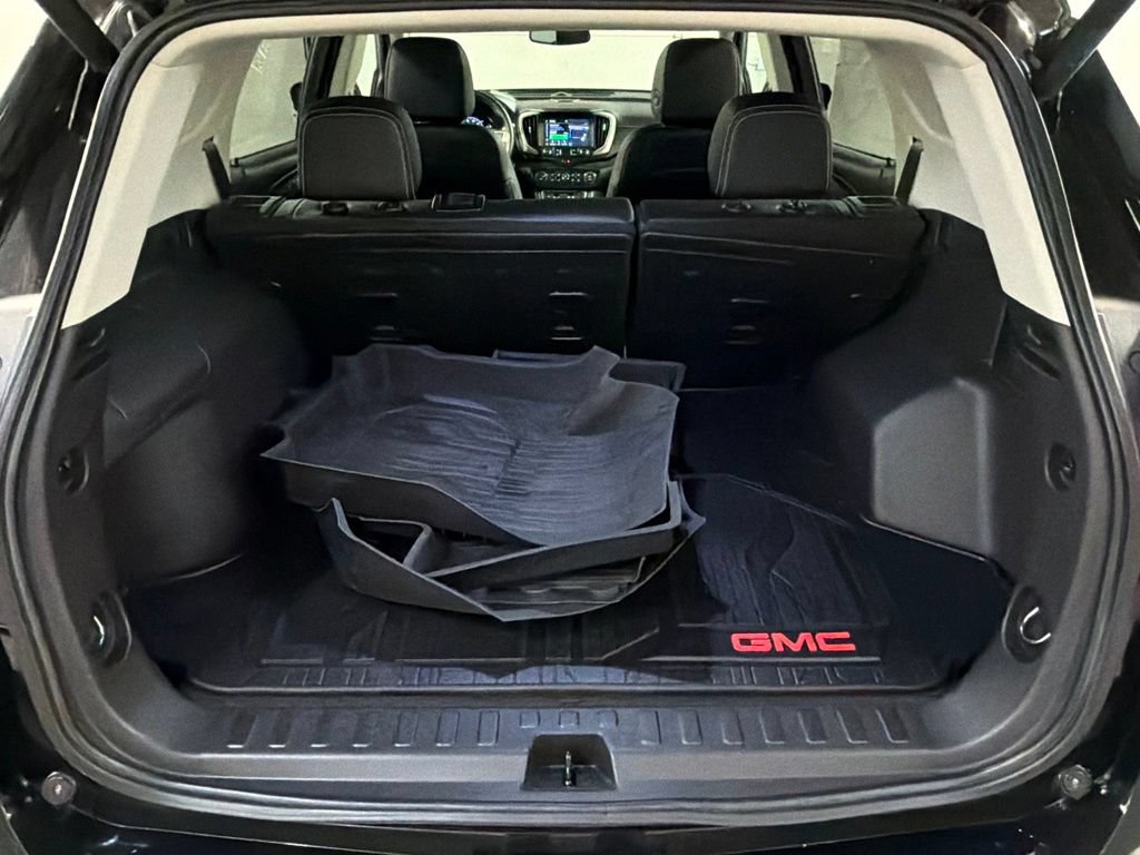 Used 2022 GMC Terrain Denali w/ LPO, Floor Liner Package AWD/4WD image 36
