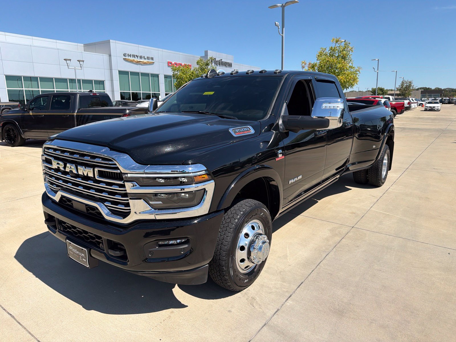 Used 2026 RAM 3500 Longhorn AWD/4WD image 9