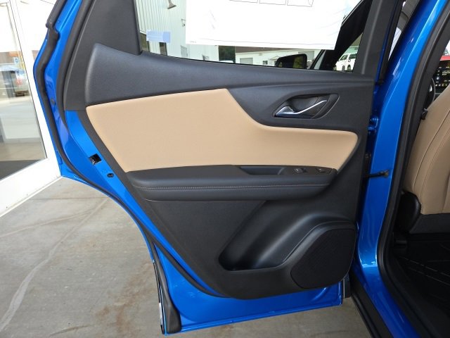 New 2025 Chevrolet Blazer Premier w/ LPO, Black Sport Package image 27