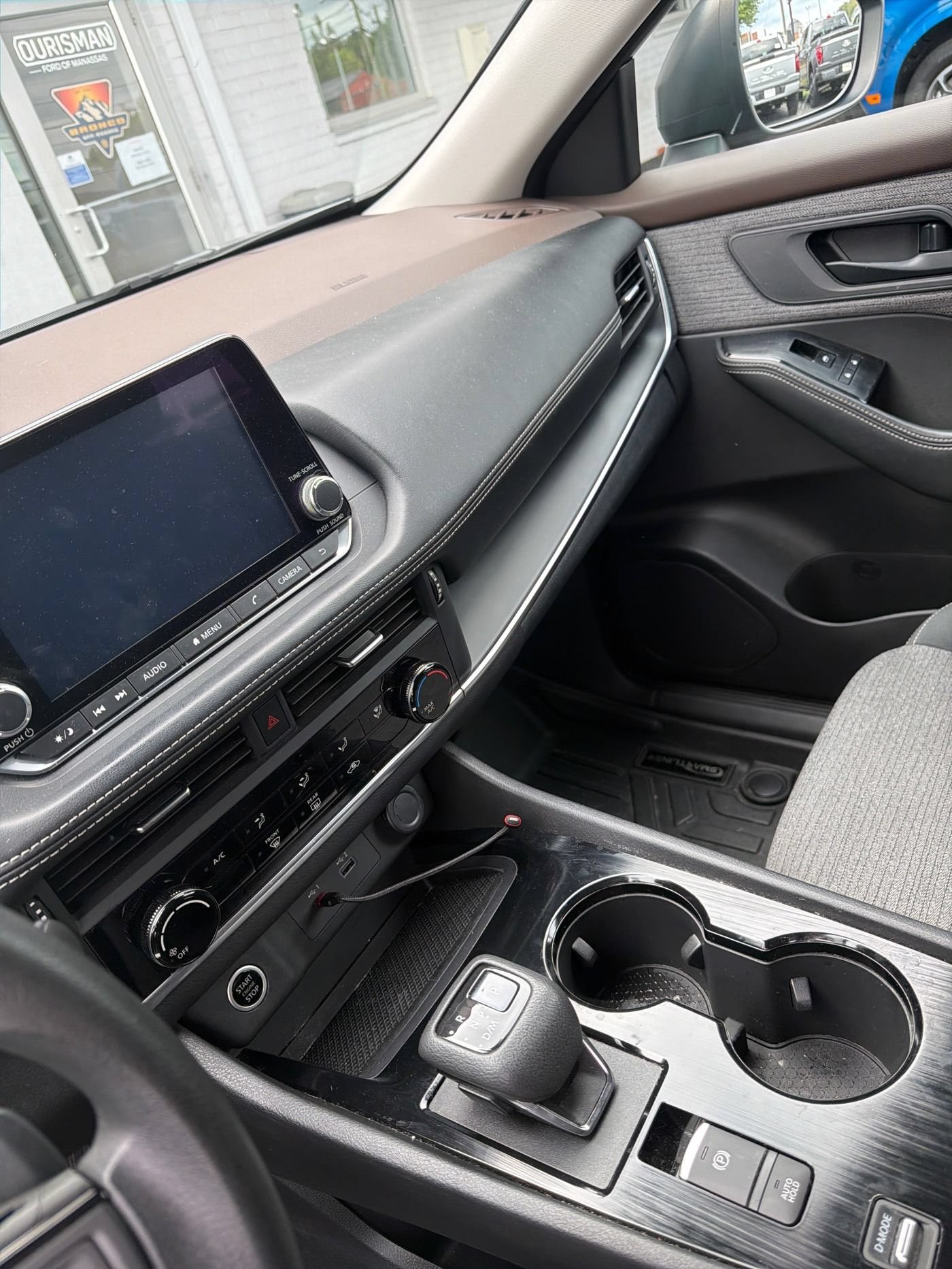 Used 2021 Nissan Rogue S FWD image 9