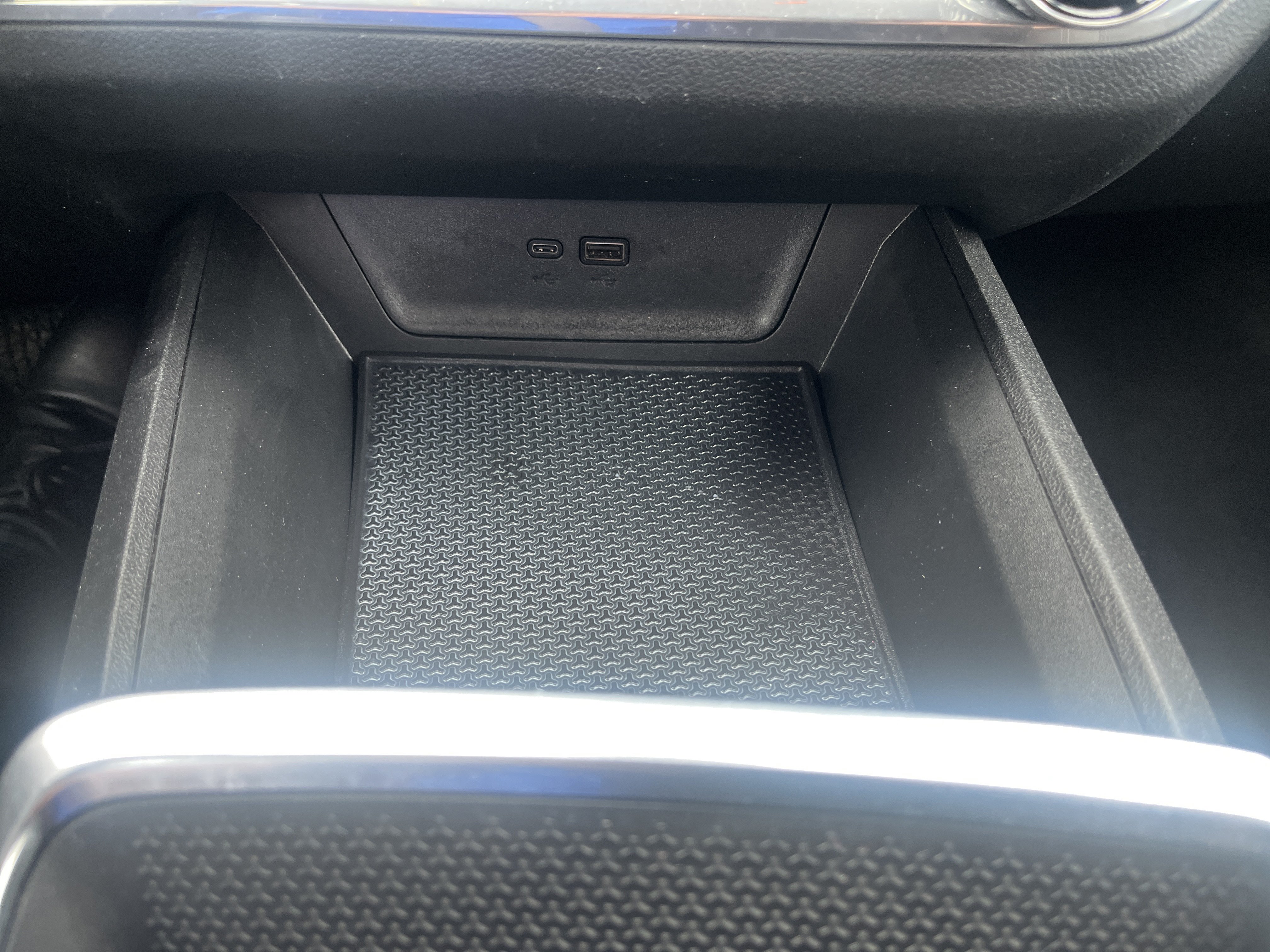 Used 2025 Chevrolet Equinox LT w/ Safety and Technology Package FWD image 27