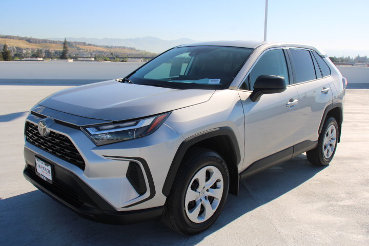 Certified 2024 Toyota RAV4 LE image 6