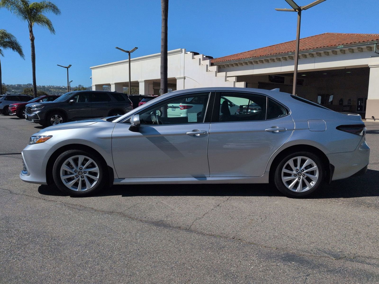 Used 2024 Toyota Camry LE image 2