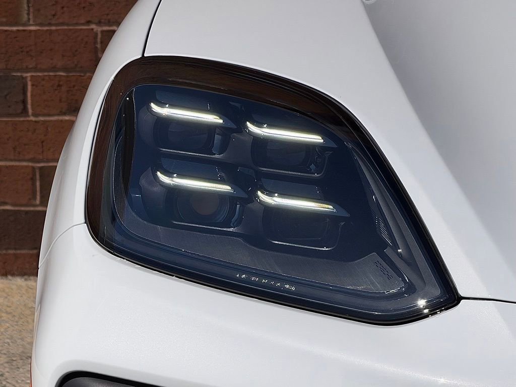 New 2026 Porsche Cayenne image 12