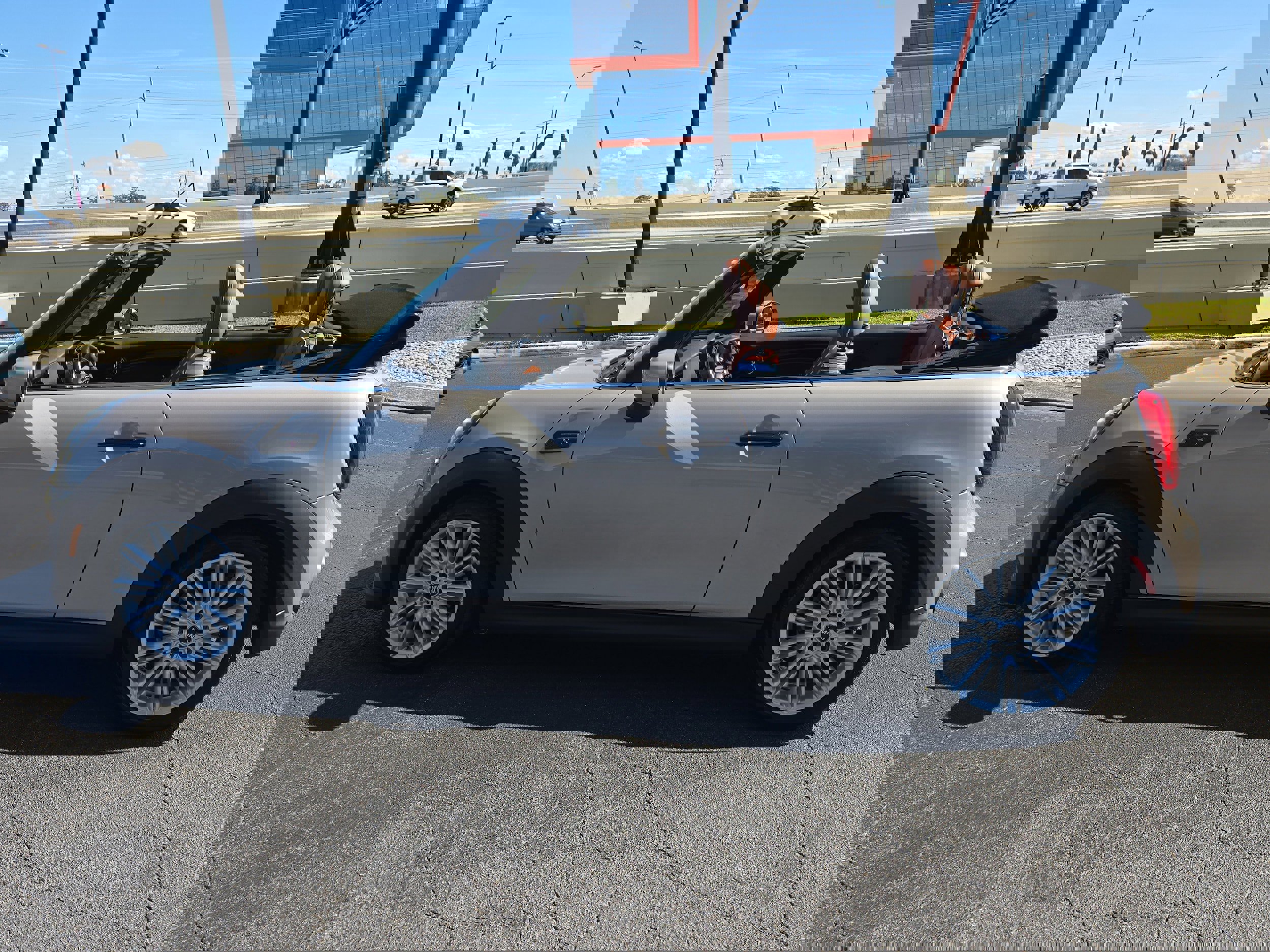 Used 2023 MINI Cooper S w/ Signature Upholstery Package image 6