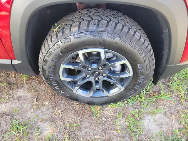 Used 2026 Chevrolet Equinox ACTIV w/ Convenience Package III image 6