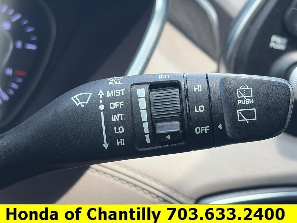Used 2019 Hyundai Santa Fe SEL AWD/4WD image 11