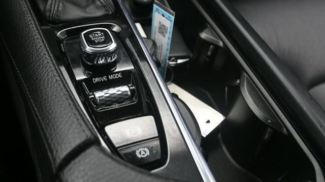 Used 2018 Volvo XC90 T5 Momentum w/ Convenience Package AWD/4WD image 21