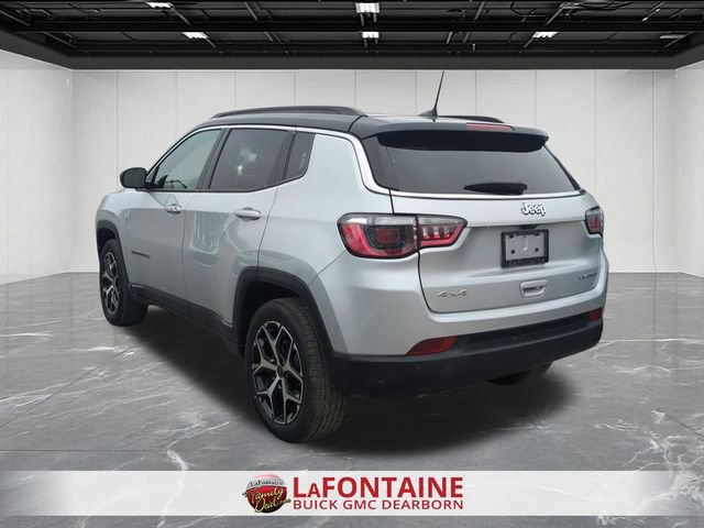 Used 2025 Jeep Compass Limited AWD/4WD image 6