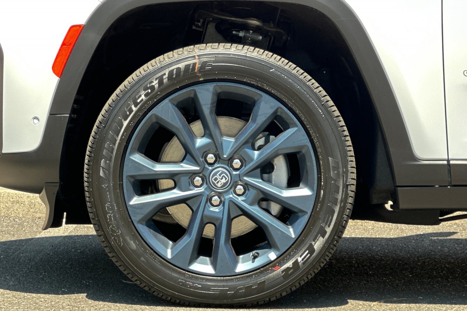 New 2026 Jeep Grand Cherokee L Limited AWD/4WD image 26