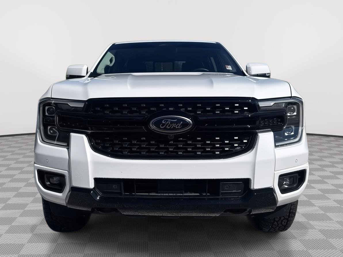 Used 2025 Ford Ranger Lariat w/ FX4 Off-Road Package AWD/4WD image 8