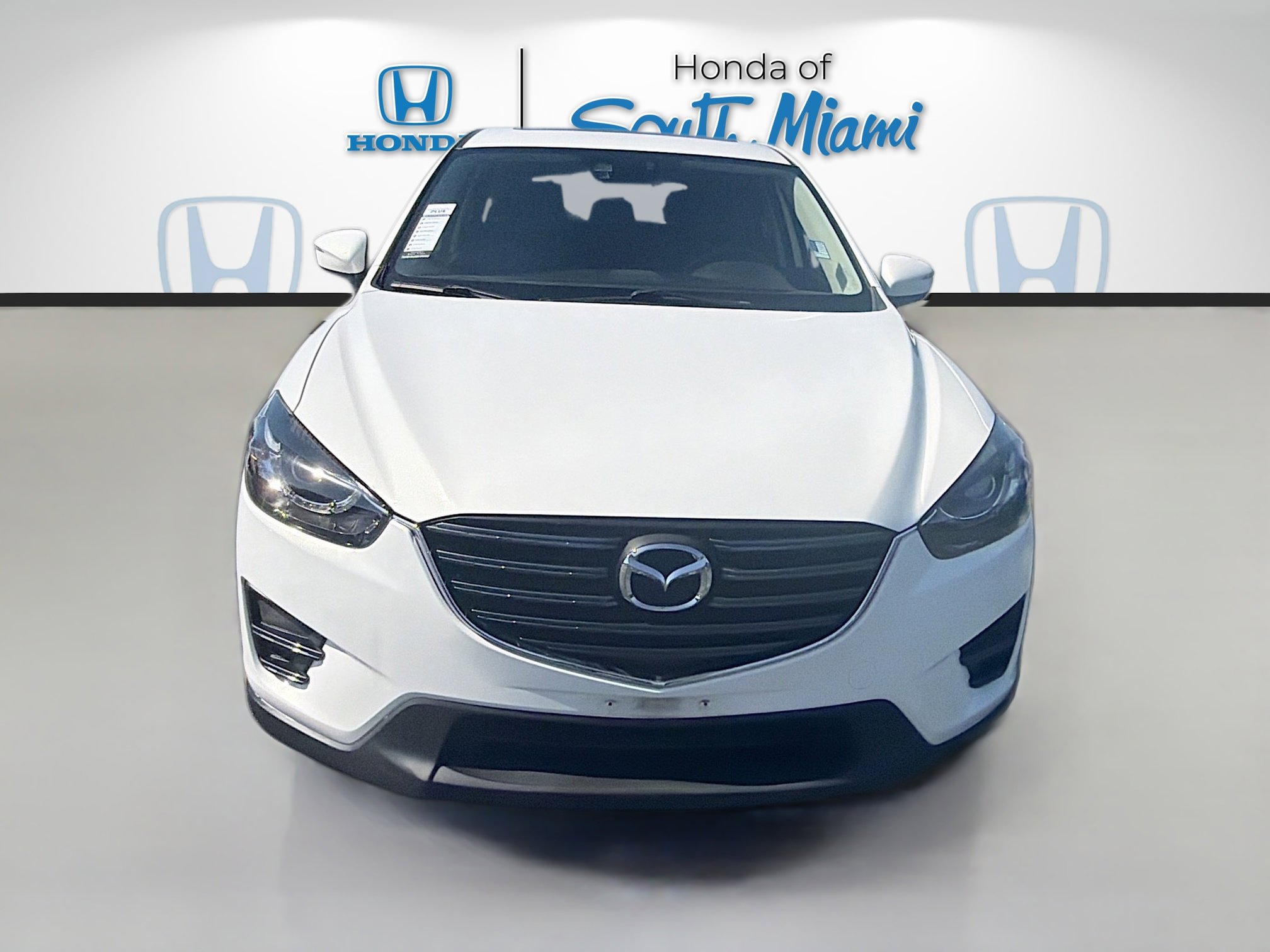 Used 2016 MAZDA CX-5 Touring w/ Touring Technology Package FWD image 2