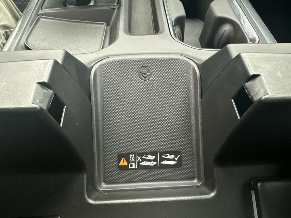 Used 2022 Chevrolet Silverado 1500 LTZ image 31