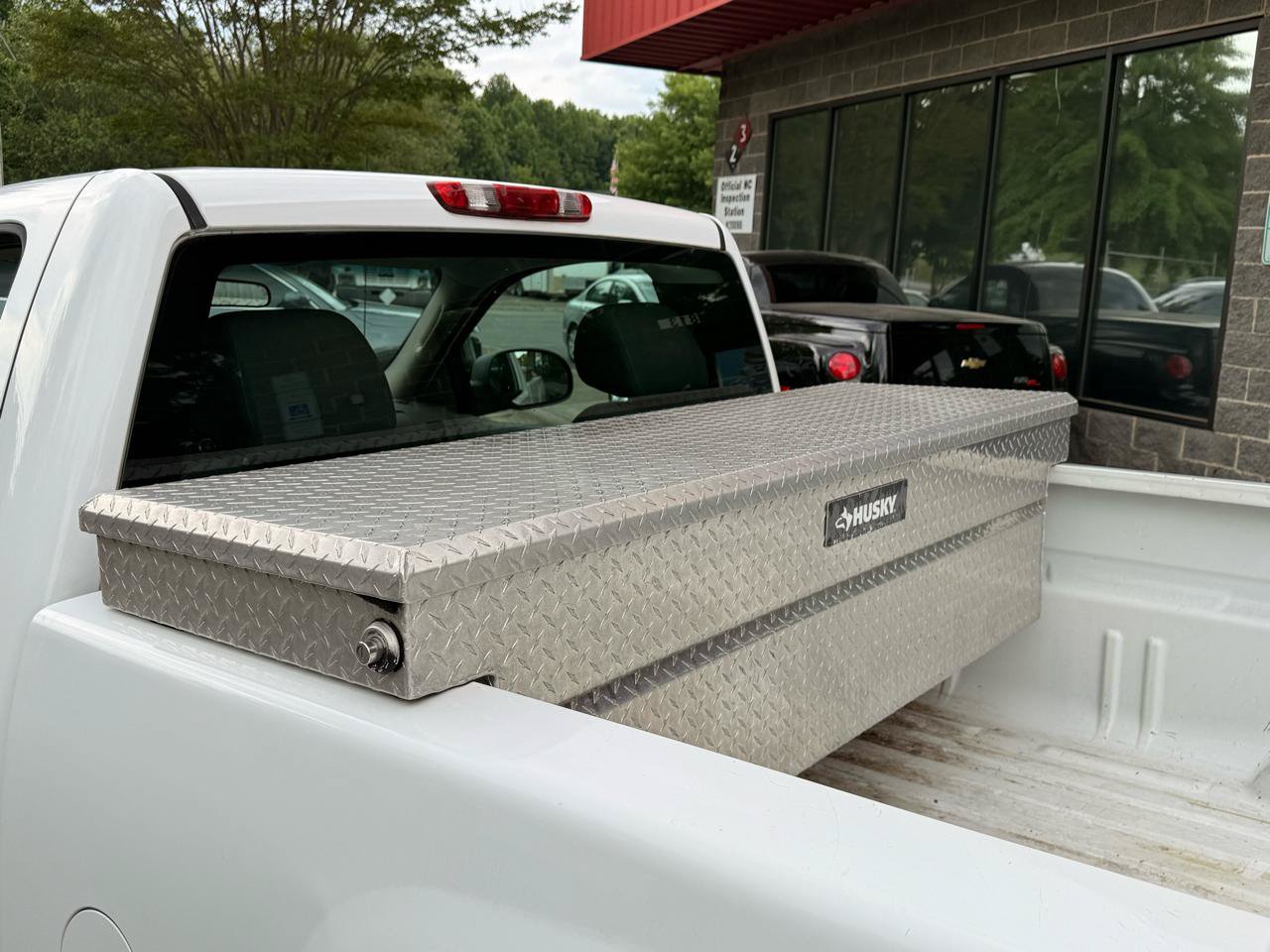 Used 2011 Chevrolet Silverado 1500 W/T RWD image 8