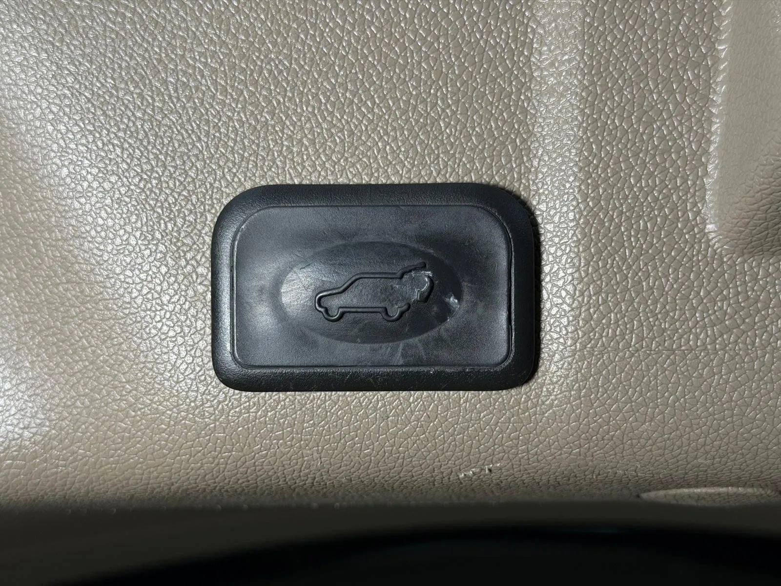 Used 2013 GMC Acadia Denali AWD/4WD image 15