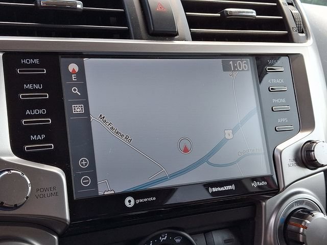 Used 2020 Toyota 4Runner SR5 AWD/4WD image 18