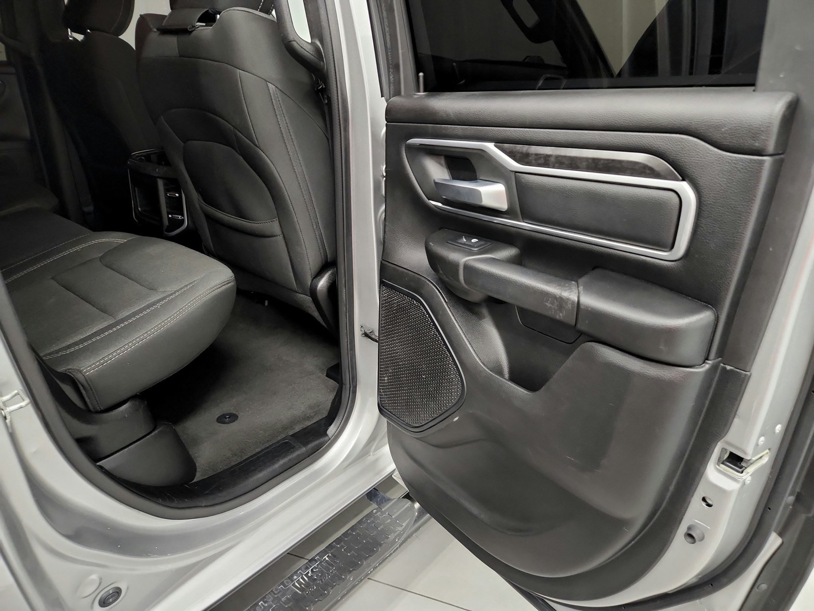 Used 2022 RAM 1500 Big Horn RWD image 31