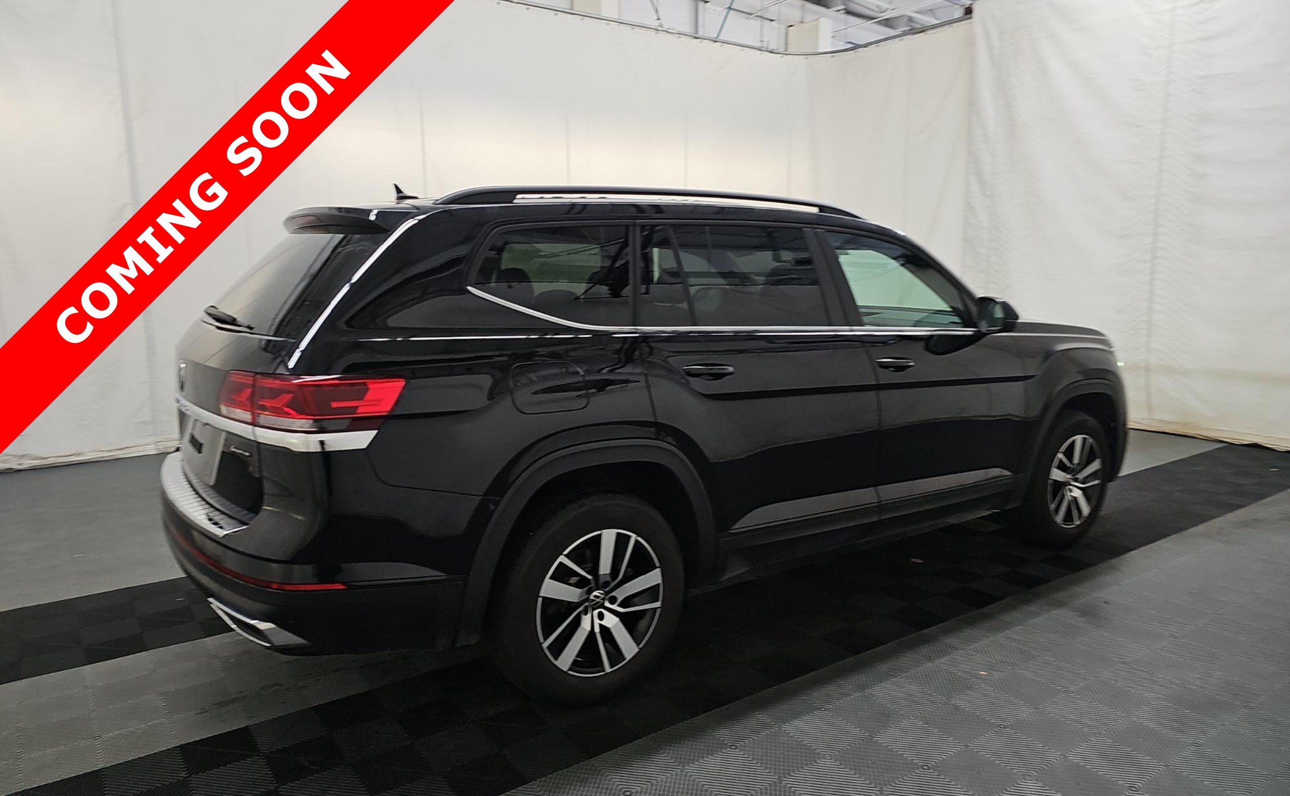Used 2023 Volkswagen Atlas SE AWD/4WD image 4